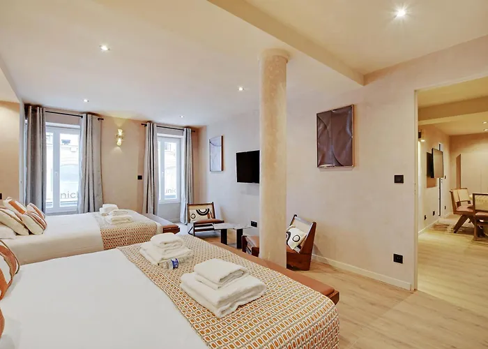 Nochichi Collections - Center * Párizs