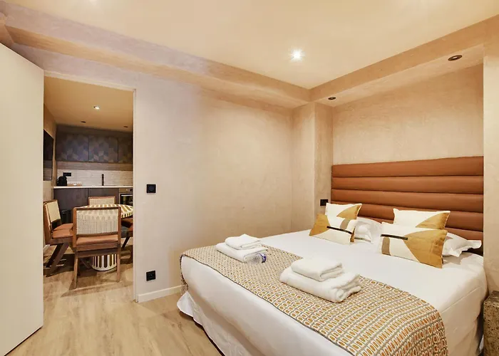 Nochichi Collections - Center Apartman