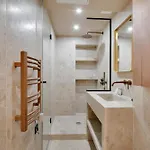 Nochichi Collections - Center *