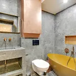 Nochichi Collections - Center